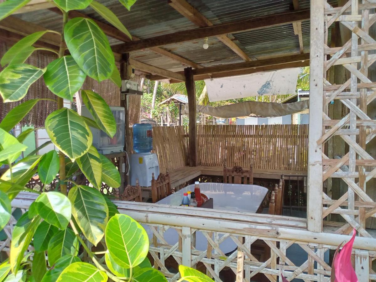 Junjals Backpackers Chalet Bohol Extérieur photo