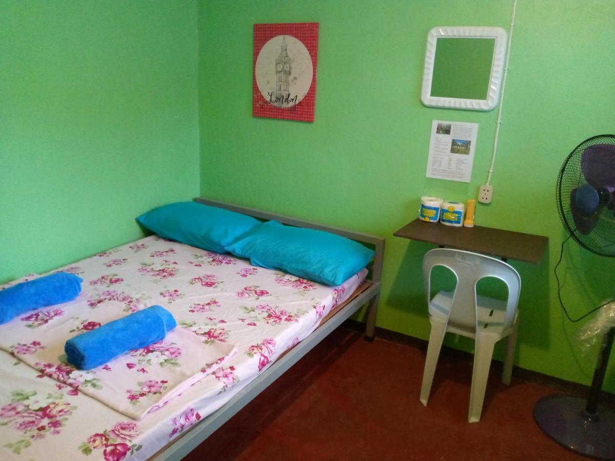 Junjals Backpackers Chalet Bohol Extérieur photo